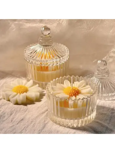 Unique Daisy Luxe Jar Candle